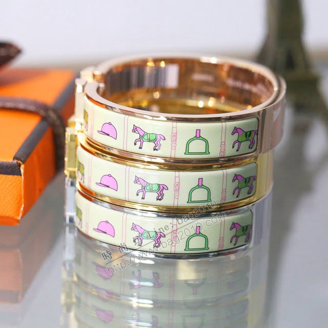 Hermes首飾品 愛馬仕新顏色H扣手鐲 Hermes同步官網女士手環  zgh1509